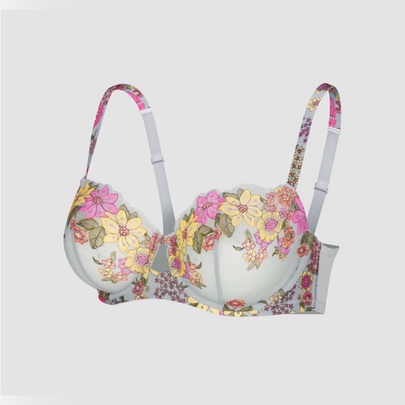 SAVAGE X Fenty Mod Poppy Lace Bra, size 36C - Picture 3 of 11